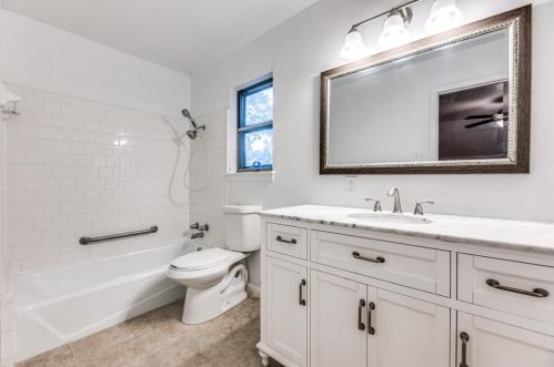 4126 Justice Ln, Garland TX 75042-4600 exterior