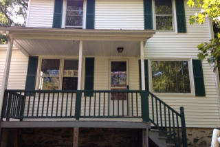 93 Hillside Ave, Huntington, CT 06484-5651