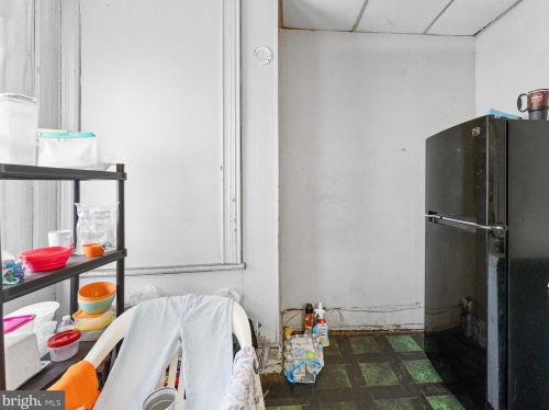 3336 22nd St, Philadelphia PA 19140-4705 exterior