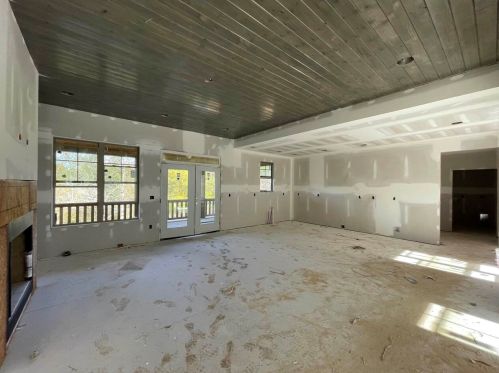 109 Teel Mountain Ln, Cleveland, GA 30528-0007