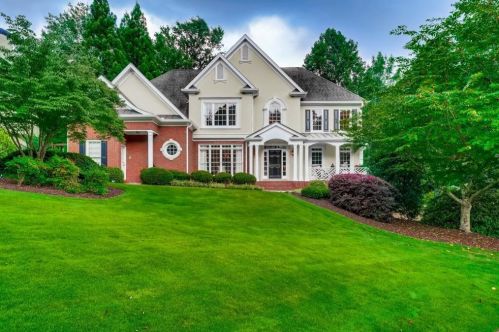 4872 Lanbrook Ct, Marietta, GA 30068-5500