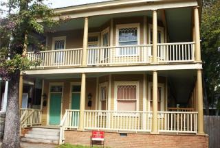 218 31st St, Savannah GA  31401-7305 exterior