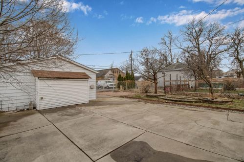 4721 Cedar Ave, Hammond IN  46327-1615 exterior