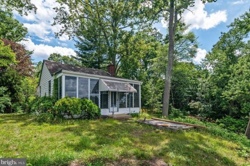 328 Dr, Severna Park MD 21146-2120 exterior