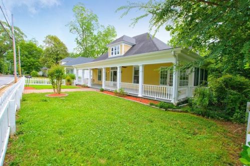 115 Austin Ave, Carrollton, GA 30117-3903