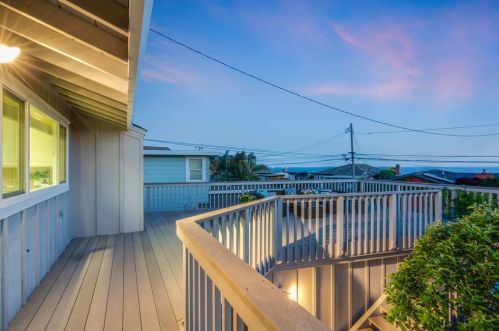 720 Seacliff Dr, Aptos, CA 95003-3575