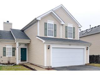 1204 Kensington Dr, Long Grove, IL 60060