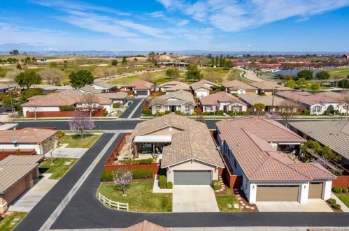 2651 Alameda Dr, Lake Nacimiento, CA 93446-7134