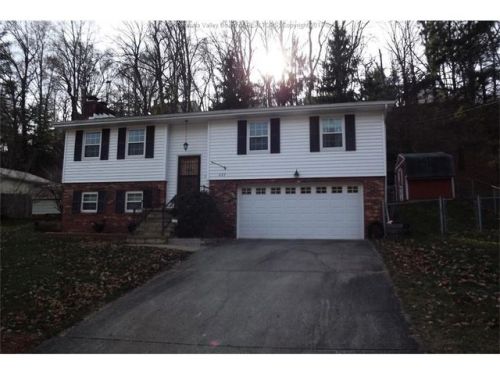 227 Pine Cir, Dunbar, WV 25064-1219