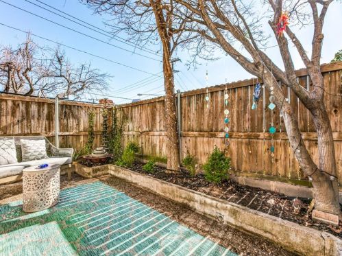 4017 Buena Vista St, Dallas TX  75204-1606 exterior