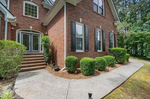 300 Farm Path Pl, Holly Springs, GA 30188-2355