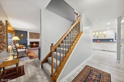 601 Alexandria Ct, Itasca, IL 60143-1406