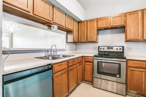 114 Amberway Ln, Garland TX 75040-3755 exterior