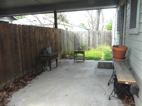 1902 36th St, Austin TX  78731-6011 exterior