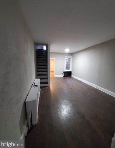 2735 4th St, Philadelphia PA  19133-3105 exterior