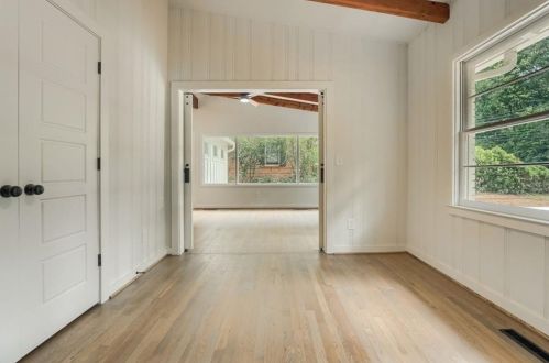 4590 Briarcliff Rd, Atlanta GA  30345-2160 exterior