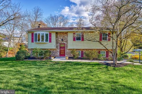 45 Sam Snead Cir, Etters, PA 17319-9378