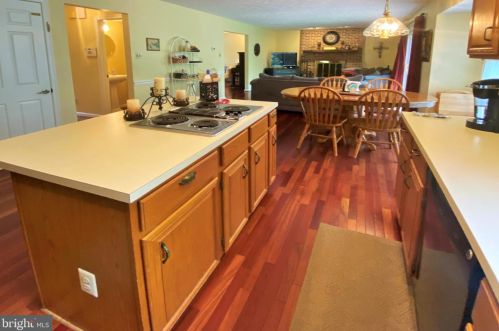 232 Lower Magothy Beach Rd, Severna Park MD  21146-2122 exterior