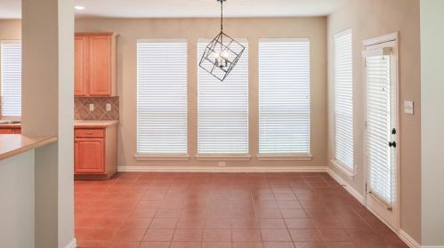 2100 Hodges Pl, Midlothian TX  76063-3730 exterior