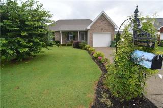 1331 Christine Dr, Lebanon, TN 37087-5697