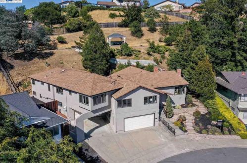 3743 September Ct, Hayward, CA 94546-1149