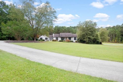 532 Morris Rd, Hiram, GA 30141-4056