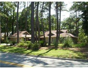 21 Hemingway Dr, Savannah, GA 31411-1410