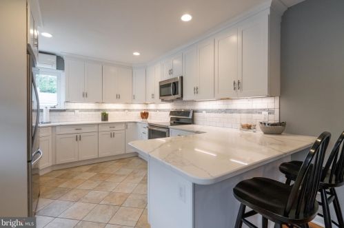 214 Upland Ave, Trenton NJ  08638-2338 exterior