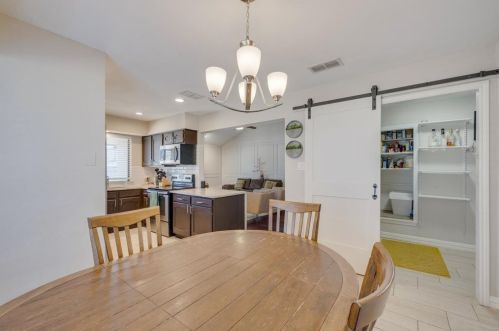 6824 Ridgetop Rd, Fort Worth TX  76182-3331 exterior