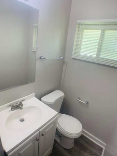 8633 Desoto Dr, Cincinnati OH  45231-4407 exterior