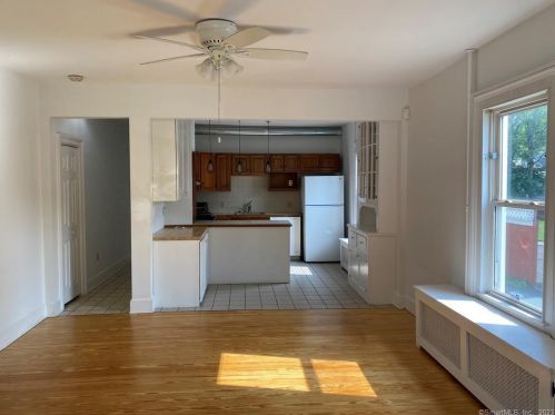 46 1st St, Norwalk CT  06855-2320 exterior