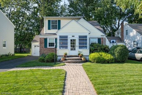 148 Severin Ct, Cranford, NJ 07016-3148