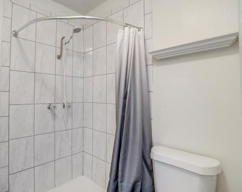 6229 Wheaton Dr, Fort Worth TX  76133-2748 exterior