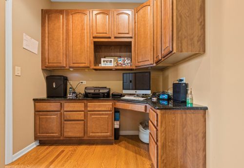 816 Mark Ln, Pingree Grove IL  60140-8278 exterior