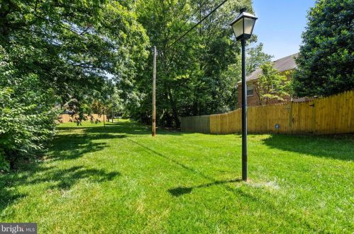 5269 Bradgen Ct, Springfield VA  22151-3524 exterior