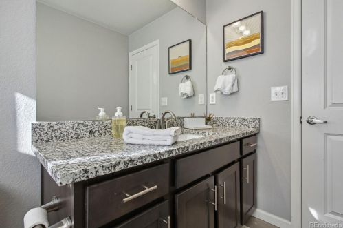 1540 Elmwood Pl, Denver CO  80221-3223 exterior