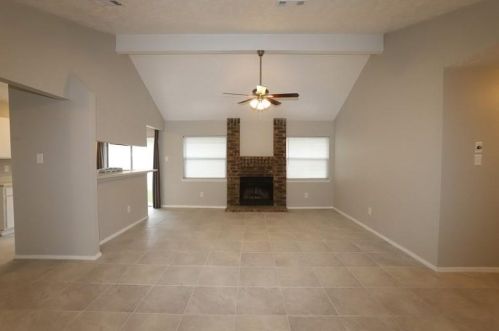 4817 Redbud Dr, Richmond TX  77471-5542 exterior