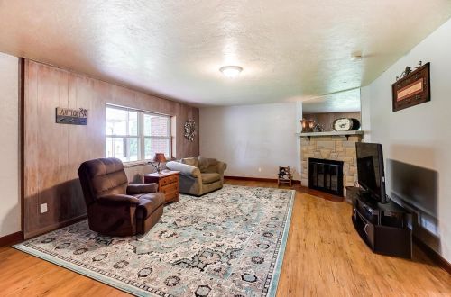 2855 Springfield Jamestown Rd, Springfield OH  45502-9404 exterior