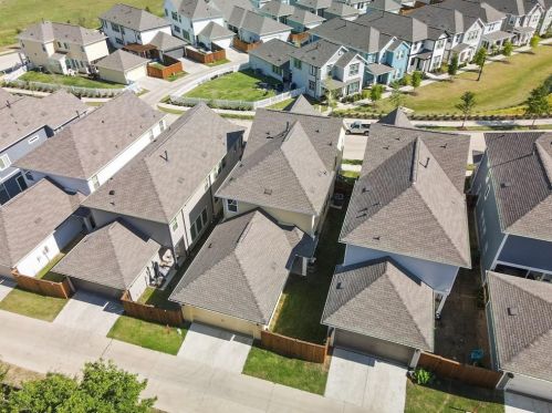 1557 Jackson St, Carrollton TX 75006-6253 exterior