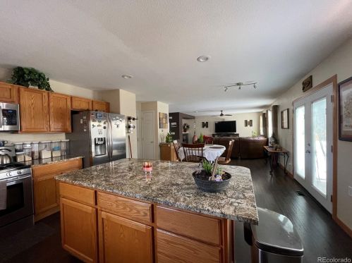 5226 Riviera Cir, Aurora CO 80015-6016 exterior