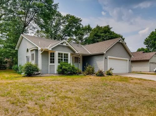 7601 22nd Street Ct, Saint Paul, MN 55128-5308