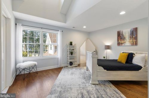 199 Snowden Ln, Princeton NJ 08540-3629 exterior