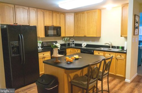 23 Dunlap Dr, Charles Town WV  25414-6512 exterior