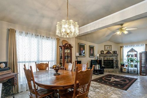 217 Kings Way Ct, Rhome, TX 76078-4441