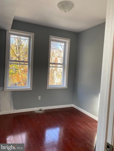 26 51 St, Philadelphia PA 19139-2725 exterior