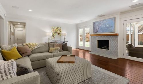 3314 Darbyshire Dr, Dallas TX  75229-5027 exterior