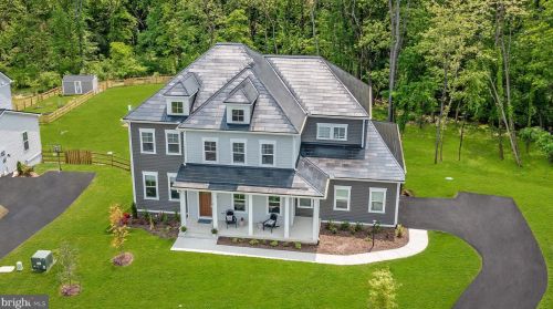 17754 Sweetgum Pl, Round Hill, VA 20141-2572