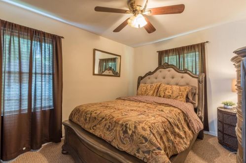 2625 Harmony Way, Atlanta GA  30344-2046 exterior