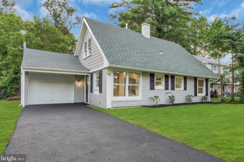 10 Barnwell Ln, Willingboro, NJ 08046-1626