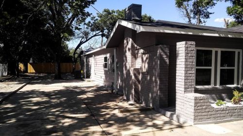 3203 Knox St, Fort Worth, TX 76119-4817